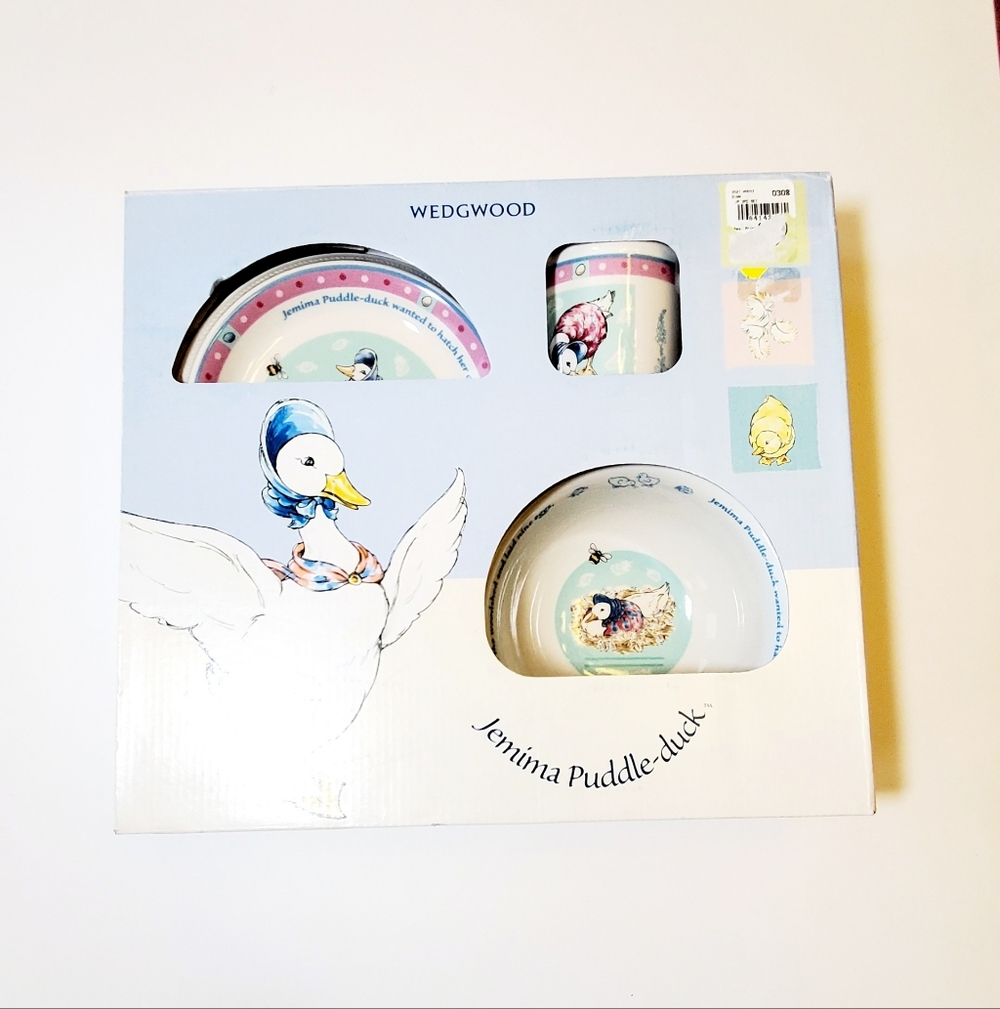 Wedgwood Jemima Puddle Duck Children's 3 Pc Dinner Set- (Chip On Back Of Plate)